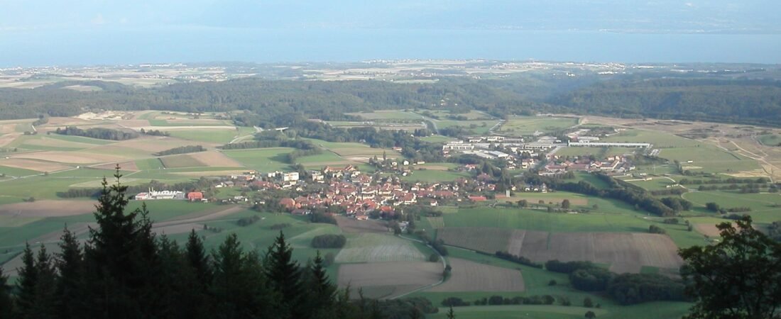 Quels sont les plus beaux villages à visiter dans le canton de Vaud pour un tourisme en famille ?