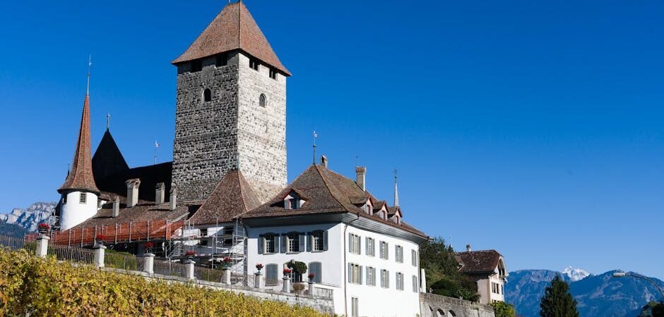 Patrimoine architectural vaudois : 5 châteaux méconnus à visiter dans le canton